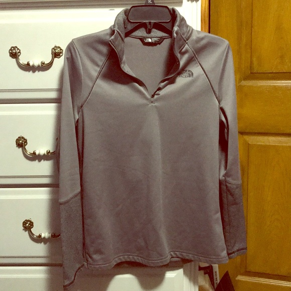 North Face pullover hoodie - Picture 1 of 4